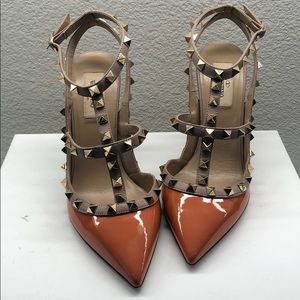 Valentino Garavani Rockstud leather caged pump